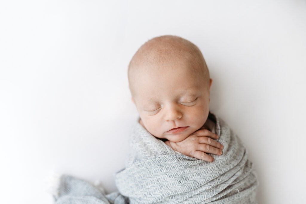 baby captured by Atlanta newborn photographer Lisa Lefevre